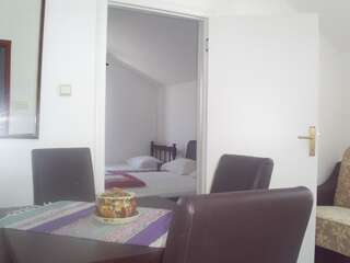 Апартаменты Apartmani Dado Улцинь Апартаменты с 1 спальней - Мансарда-9